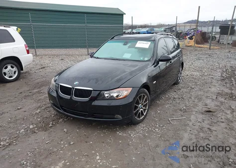2007 BMW 328Xi z USA, uszkodzony, nr VIN WBAVT73527FZ36705